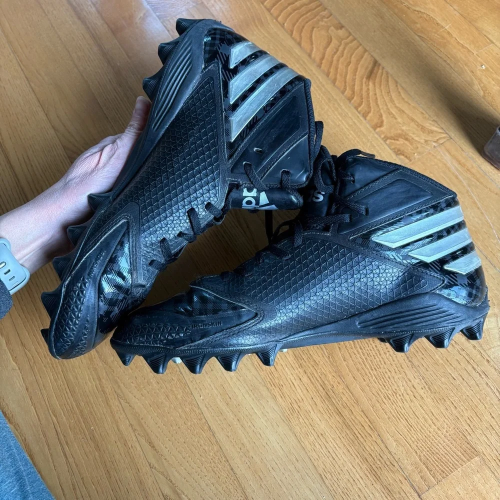 Adidas Mens Football Cleats Freak MD Lace Up Black Silver Spikes Shoes Size 10
